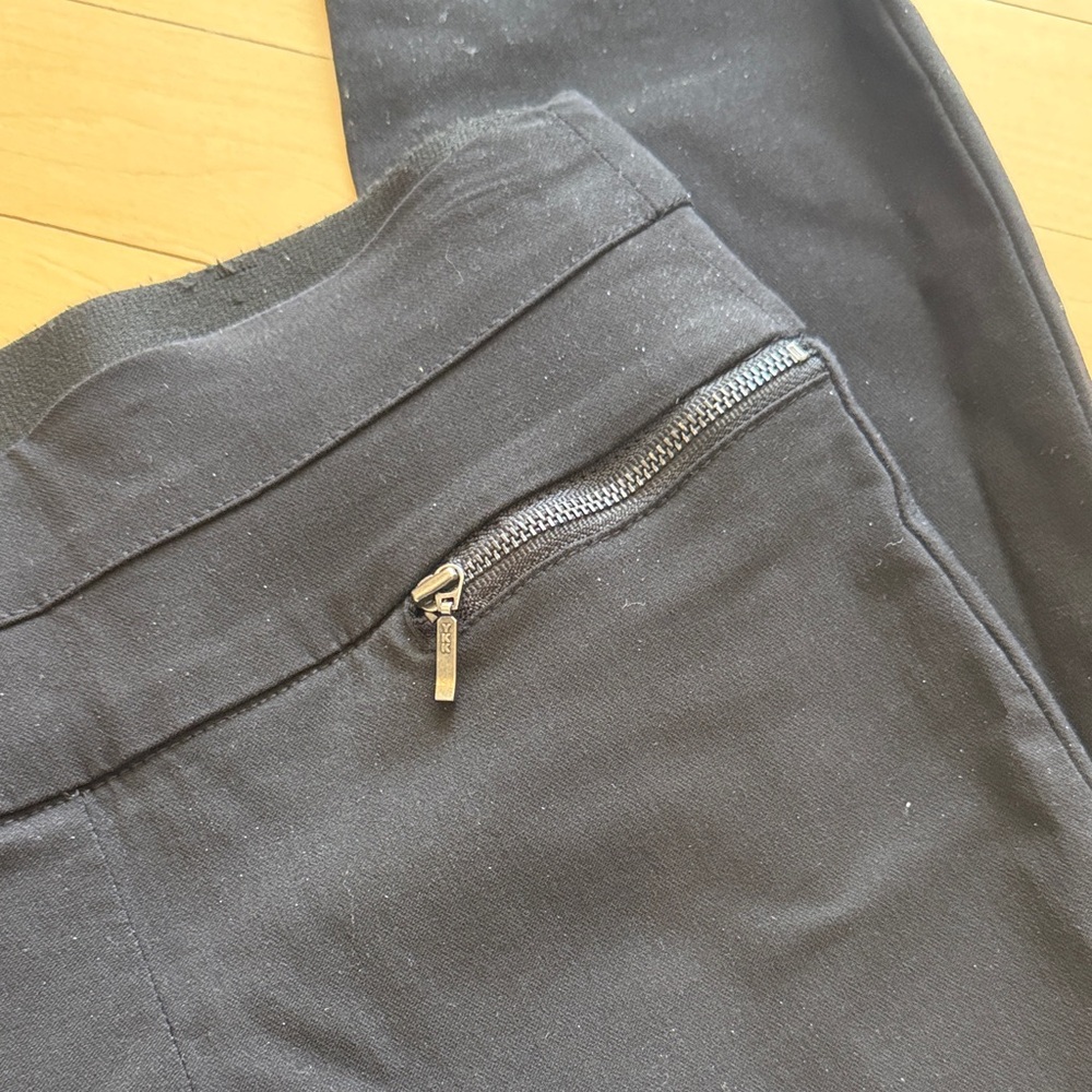 Candie's Black Women's Pants XS - like new - Picture 2 of 3